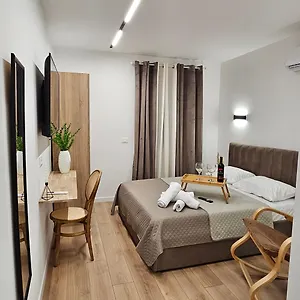 Apartment Bllok Scandi 1 Self-check-in, Tirana